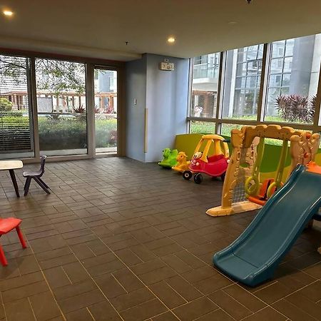 Airport Naia Terminal 3 Insane Interior Apartment Манила Екстериор снимка