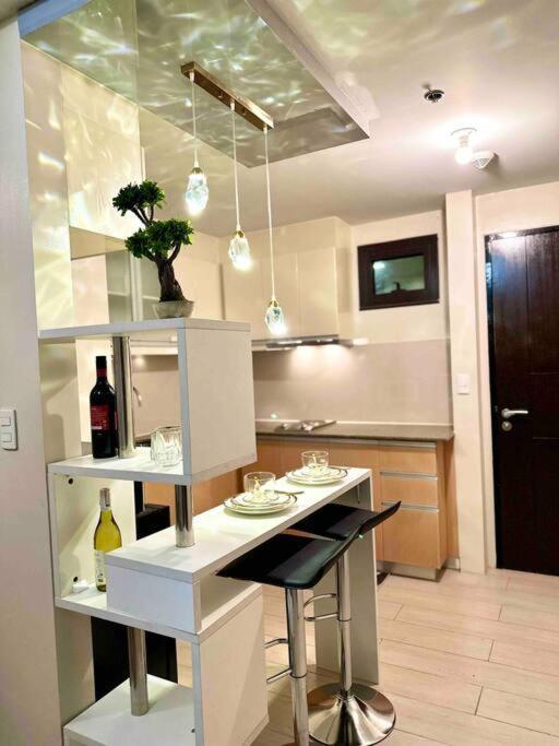Airport Naia Terminal 3 Insane Interior Apartment Манила Екстериор снимка